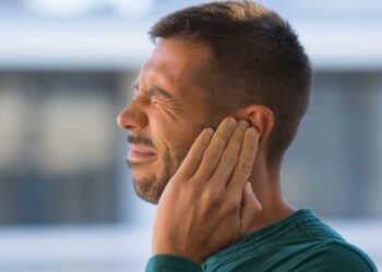 Avanços na ciência apontam novos caminhos para tratar o zumbido no ouvido