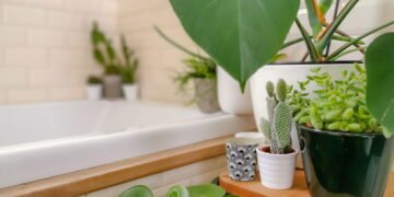 Ideias criativas para renovar banheiros pequenos e valorizar o ambiente