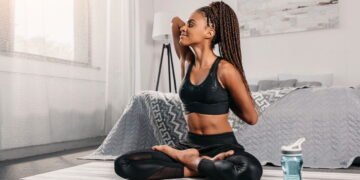 Como melhorar a postura no trabalho e evitar dores nas costas