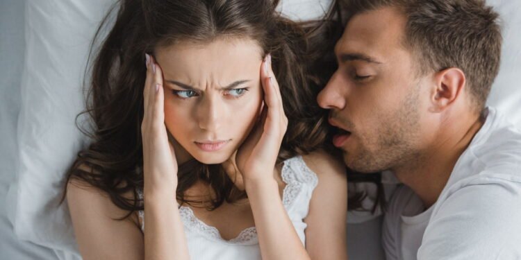 Exercícios simples que ajudam a acabar com o ronco