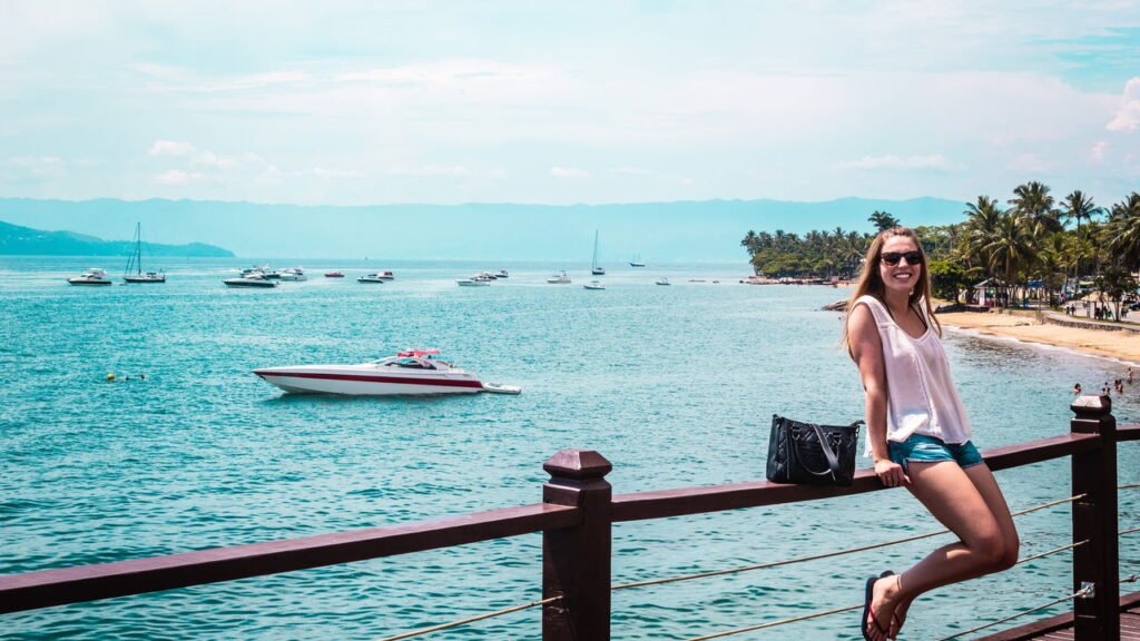 Este destino no litoral de SP é chamado de Caribe Paulista e parece cenário de filme