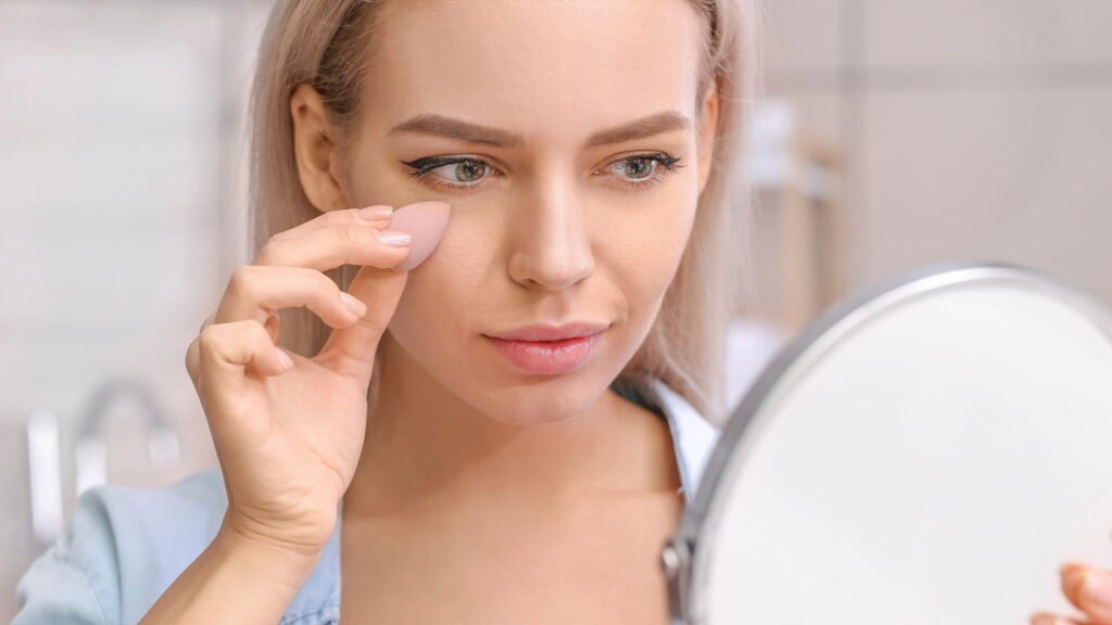 Essa mistura com base e hidratante deixa a pele bonita e leve o dia todo