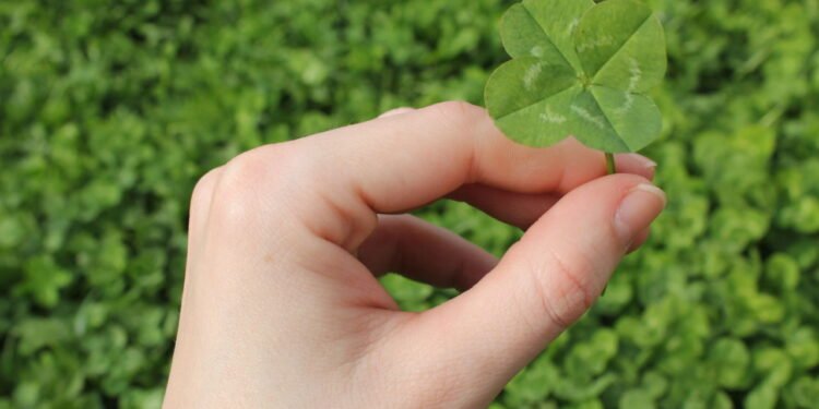 O lado histórico por trás das superstições que usamos até hoje