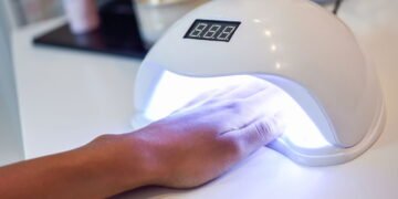 Autoridades mandam retirar esmaltes semipermanentes do mercado