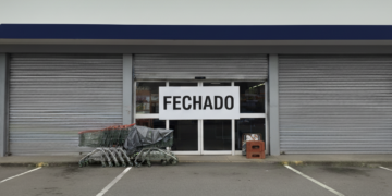 Fechamento de lojas muda o varejo