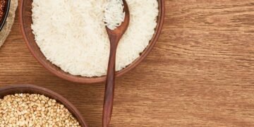 O segredo das avós para deixar o arroz soltinho e saboroso