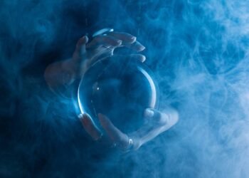 4 signos que sentirão reencontros de vidas passadas neste ciclo astral