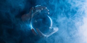 4 signos que sentirão reencontros de vidas passadas neste ciclo astral