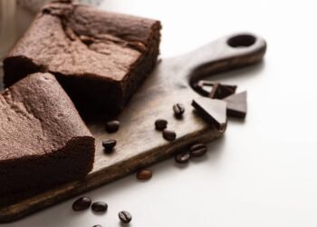 Brownie fácil e delicioso para cuidar da dieta, sem farinha e sem açúcar