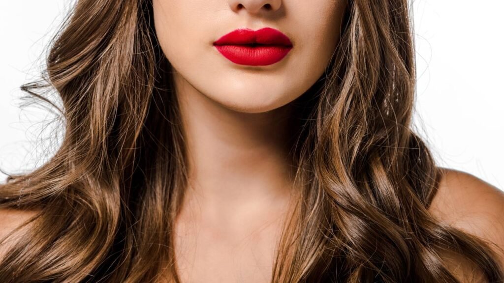 As cores de cabelo ultrapassadas e suas substituições modernas e iluminadas