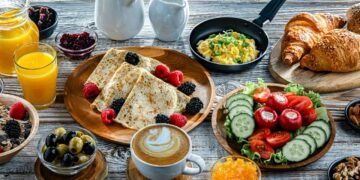 Nutricionista revela os melhores alimentos para começar o dia sem estresse