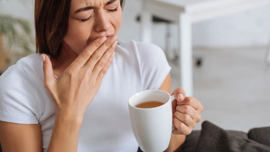 Estudo revela os alimentos que aumentam a sonolência e você nem imagina