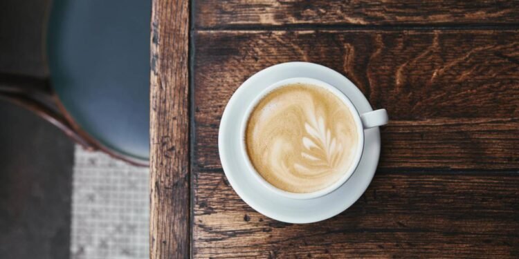 Cappuccino - Créditos: depositphotos.com / AntonMatyukha