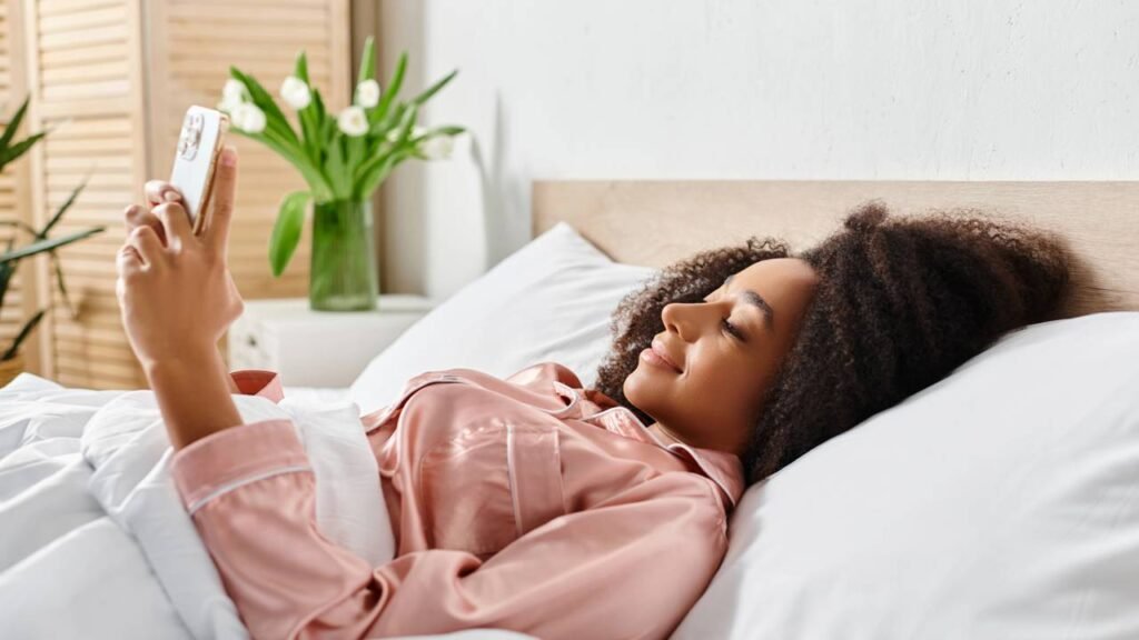 Esse hábito comum pode estar acabando com sua noite de sono e você não percebe