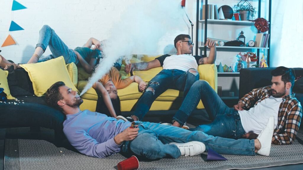 O hábito que parece inofensivo mas preocupa a OMS no mundo todo