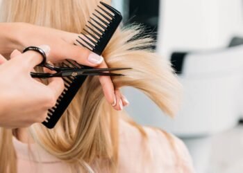 O corte curto ideal para rejuvenescer e valorizar mulheres acima dos 60