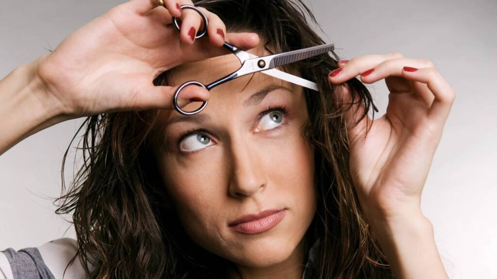 A melhor fase da Lua em novembro para cortar o cabelo com propósito