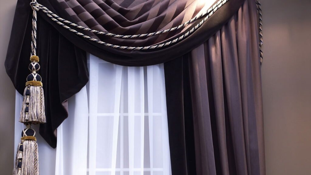 Como transformar simples cortinas em destaque na decoração da casa