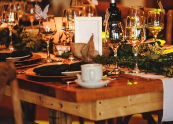 Decoração rústica volta com força e transforma sua casa em refúgio acolhedor