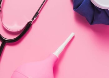 Como fazer enema (clister) em casa com segurança