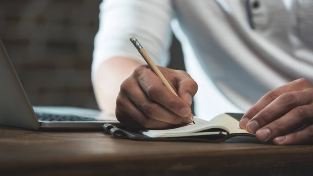 O que o espaçamento da sua escrita revela sobre seu comportamento