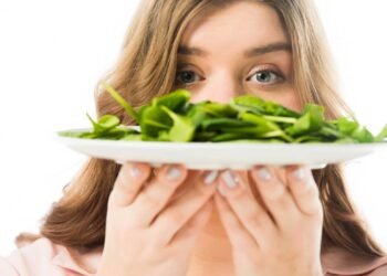 O que acontece com o corpo após comer espinafre durante 7 dias