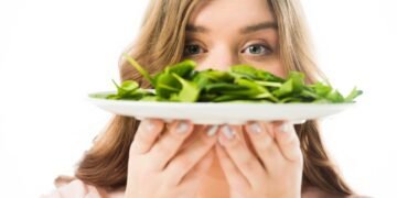 O que acontece com o corpo após comer espinafre durante 7 dias