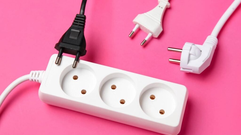 Hábitos que você faz todo dia que estão elevando sua conta de energia