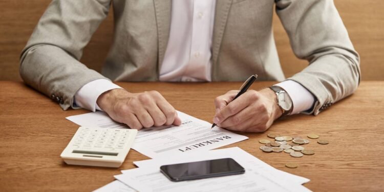 Grande rede de farmácia enfrenta falência e fecha mais de 4500 lojas