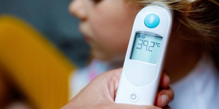 Febre - Créditos: depositphotos.com / romrodinka