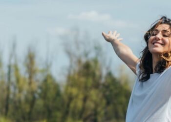 Felicidade pode reduzir doenças crônicas e salvar vidas, segundo estudos