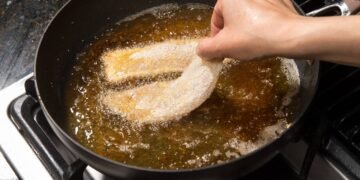 Acabe com o cheiro de fritura da cozinha com apenas 4 ingredientes