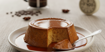 Flan de café sem forno ou banho-maria pronto em 30 minutos