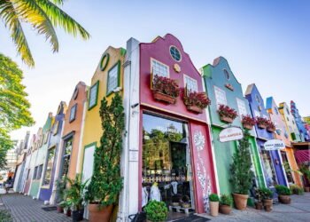 Essa cidade paulista está encantando o Brasil com suas flores e charme europeu