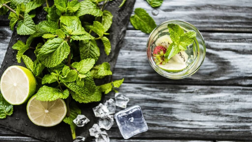 A erva mais poderosa para refrescar o corpo e cuidar da saúde
