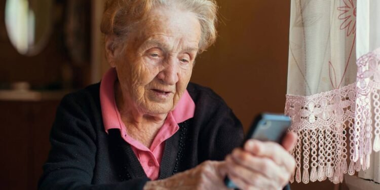 3 celulares ideais para aposentados que buscam praticidade e segurança