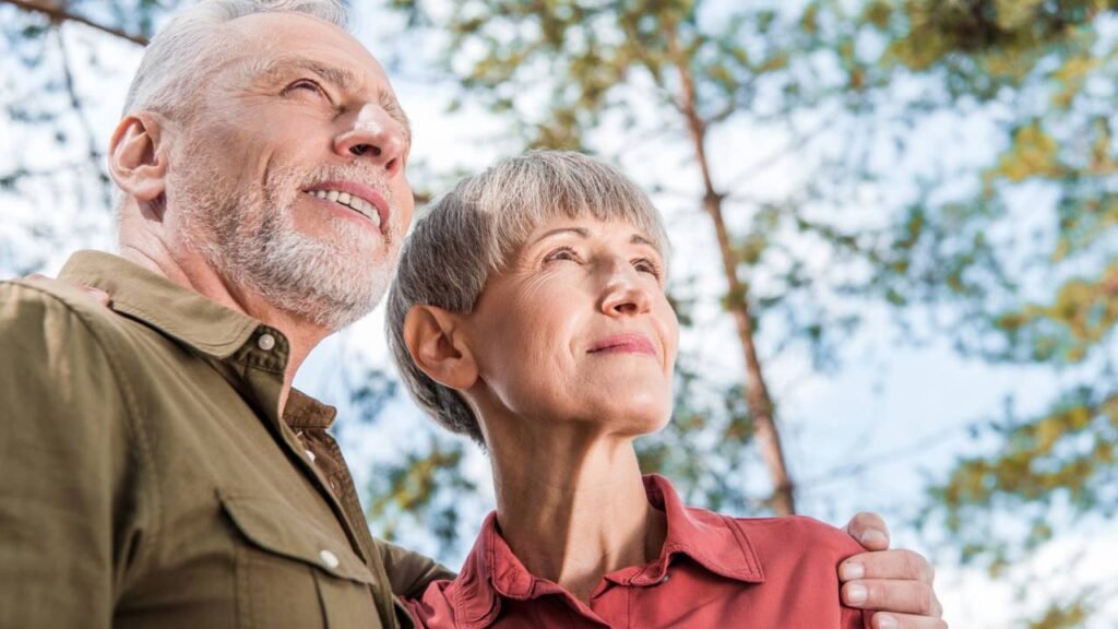Ciência revela a idade exata em que o corpo começa a envelhecer