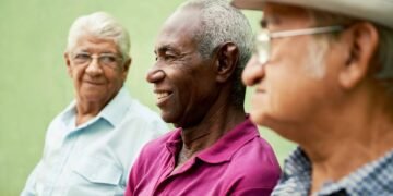 Saiba como manter vínculos sociais para envelhecer com mais saúde
