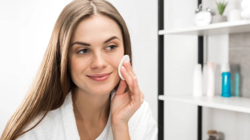 Adotei essa rotina noturna e vi minha pele rejuvenescer em poucas semanas