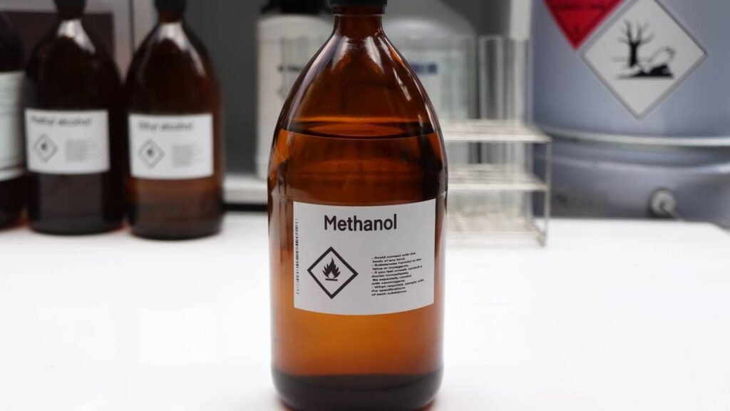 Bebidas adulteradas com metanol no Brasil preocupam autoridades