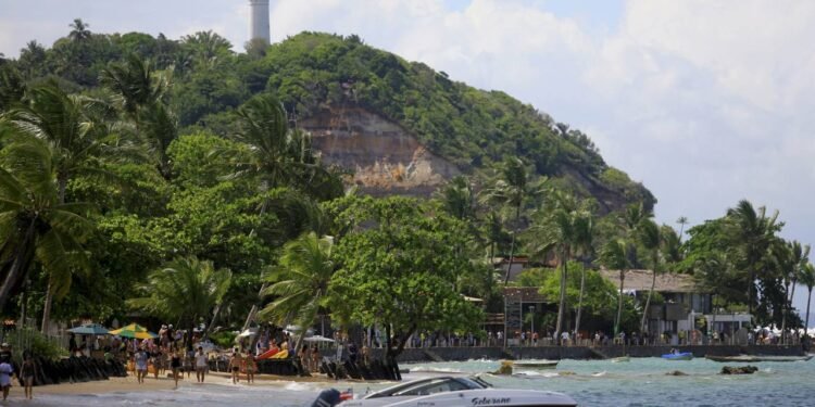 O paraíso baiano que une natureza, festa e tranquilidade