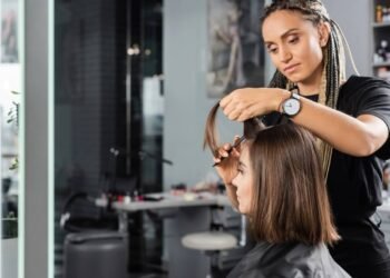 Os cortes que estão mudando a forma como mulheres 50+ se enxergam