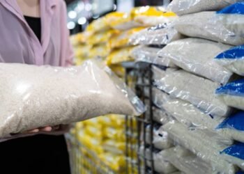 Marca popular de arroz é retirada dos supermercados por risco de alergia