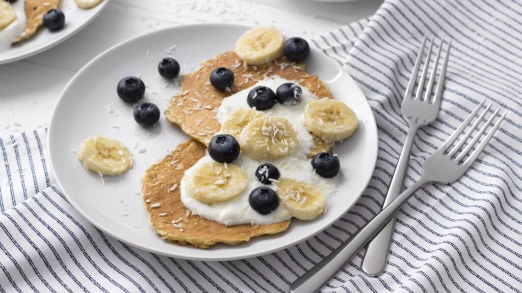 Receita de panqueca saudável que vai transformar seu café da manhã e sua saúde