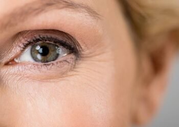 Como recuperar o brilho e a firmeza da pele após os 50 anos