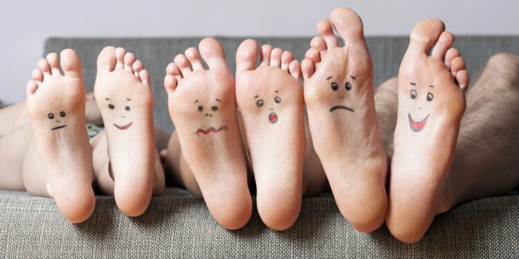 Pés - Créditos: depositphotos.com / Katrin_Timoff