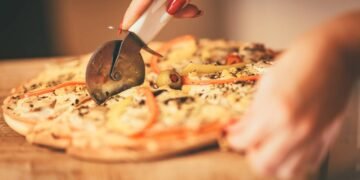 Essa pizza de liquidificador está conquistando todo mundo pela praticidade