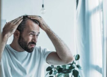 Como lidar com a queda de cabelo masculina sem abrir mão do estilo