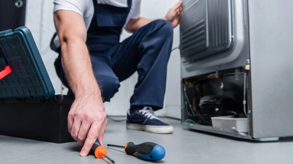 Como escolher a geladeira ideal e economizar sem abrir mão do desempenho