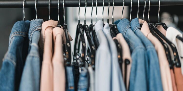 Tendências inesperadas da moda dos anos 2010 que voltaram com força